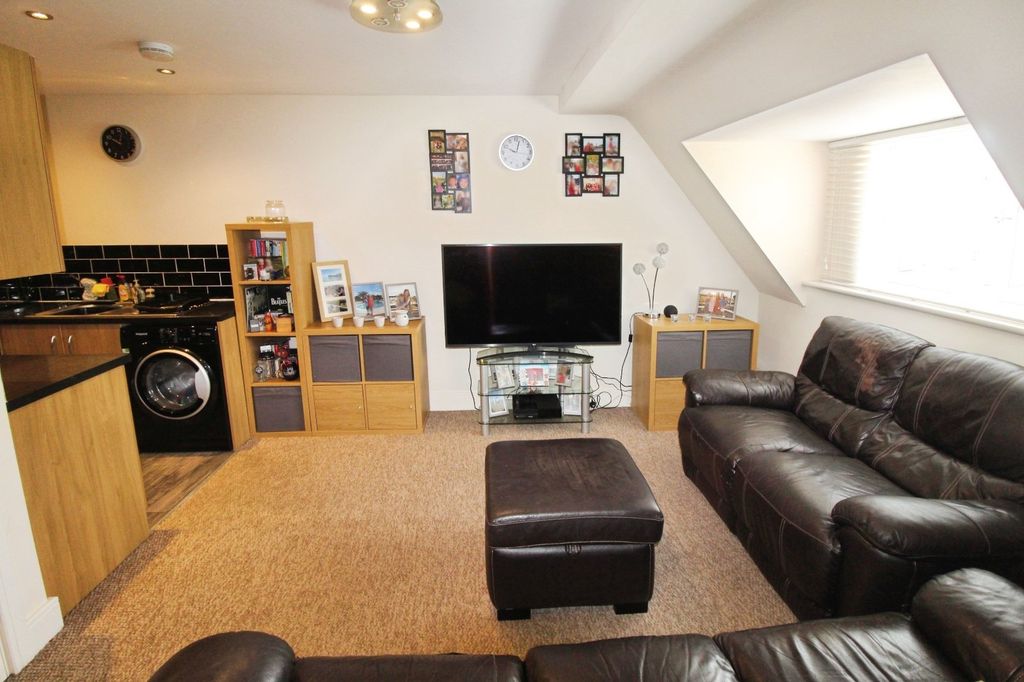 Property photo 3 of 12 Picture No. 07