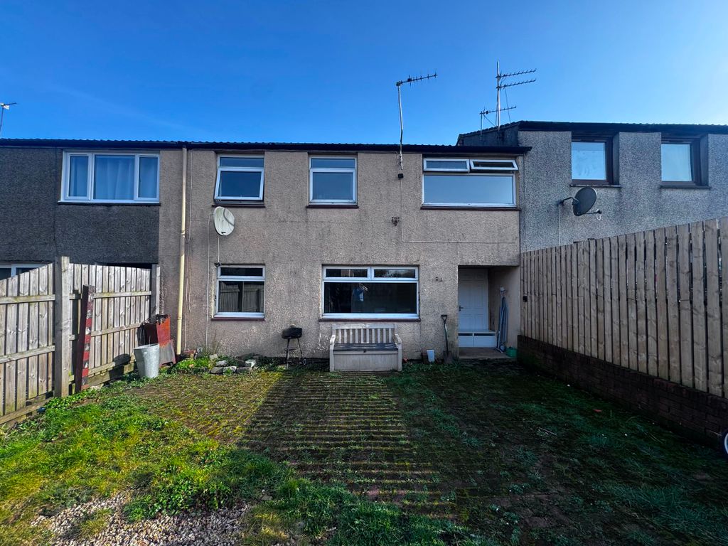 Property photo 2 of 9