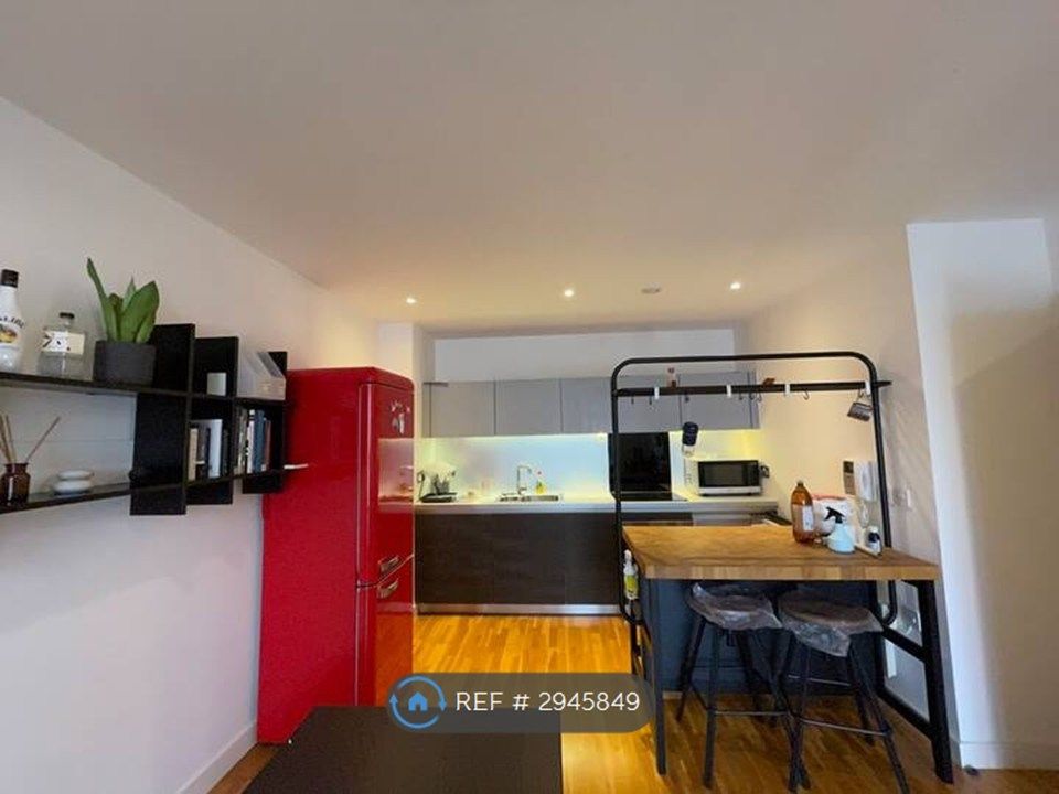 Property photo 2 of 6