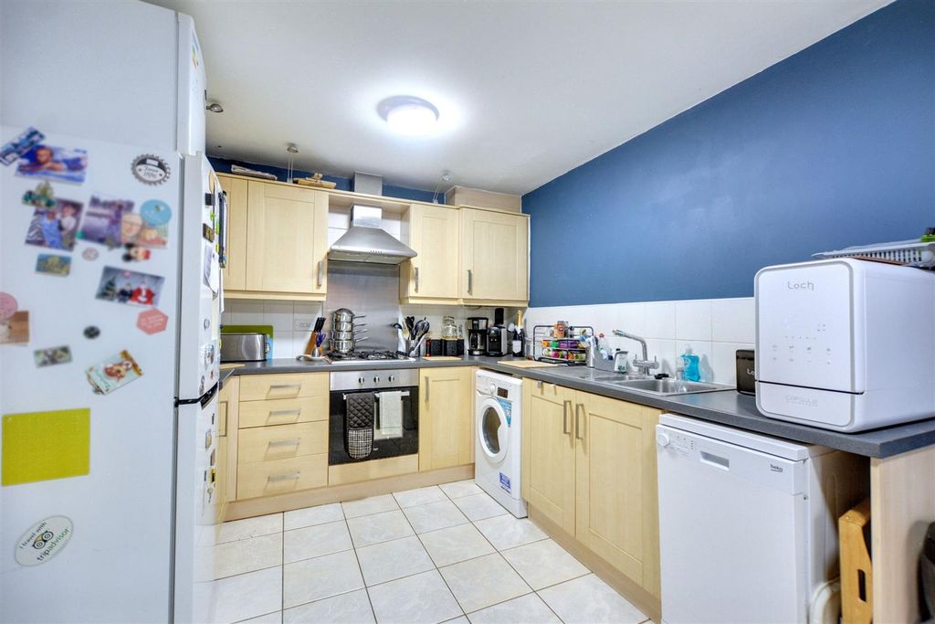 Property photo 3 of 23 Kitchen_2.Jpeg