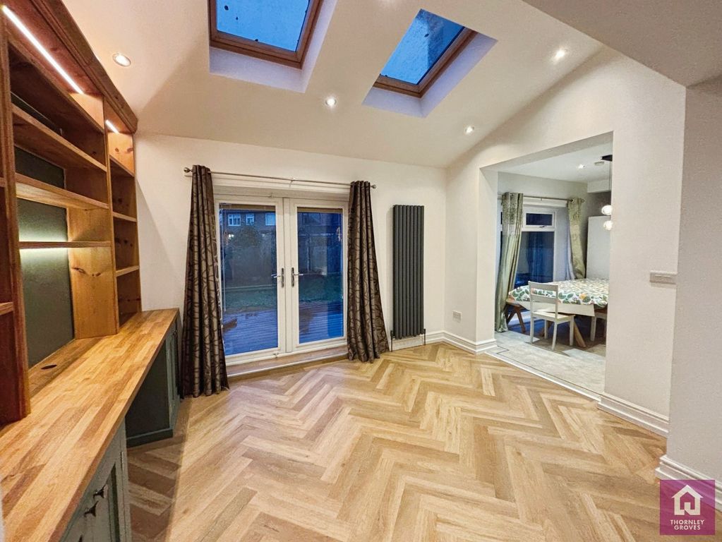 Property photo 3 of 14 Picture No. 18