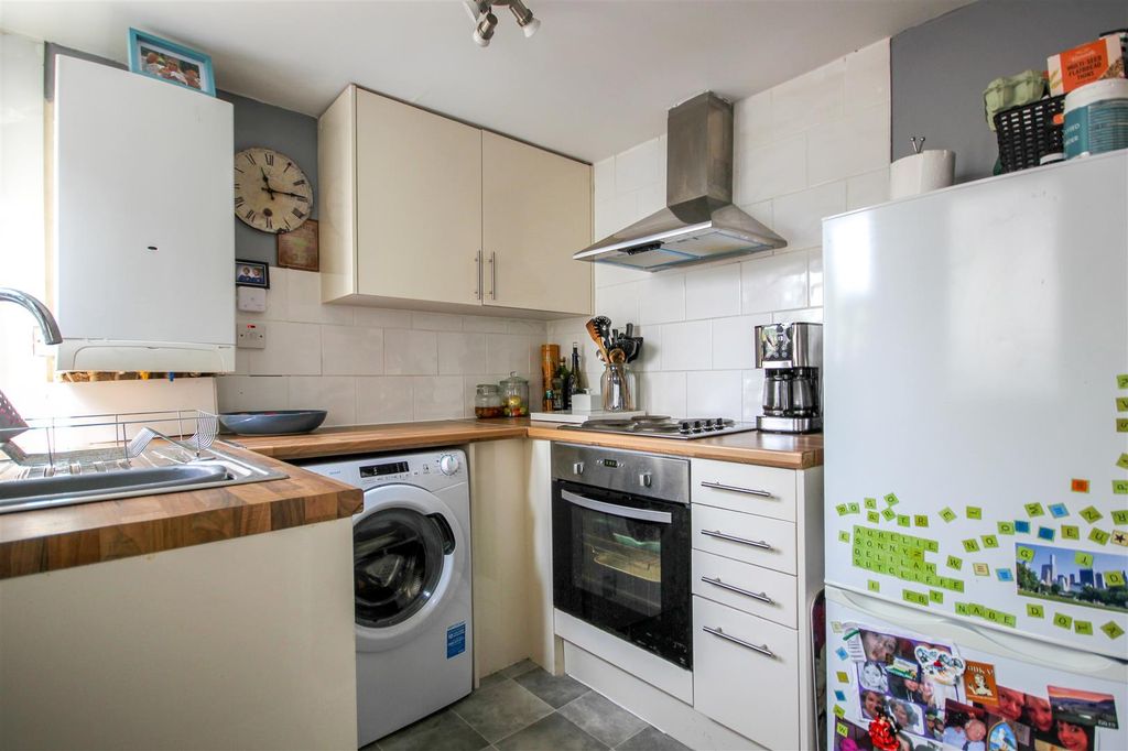 Property photo 3 of 13 Img_1209.Jpg