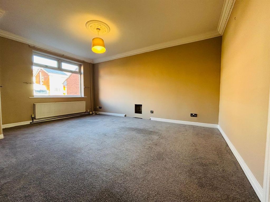 Property photo 2 of 10 Living Room: