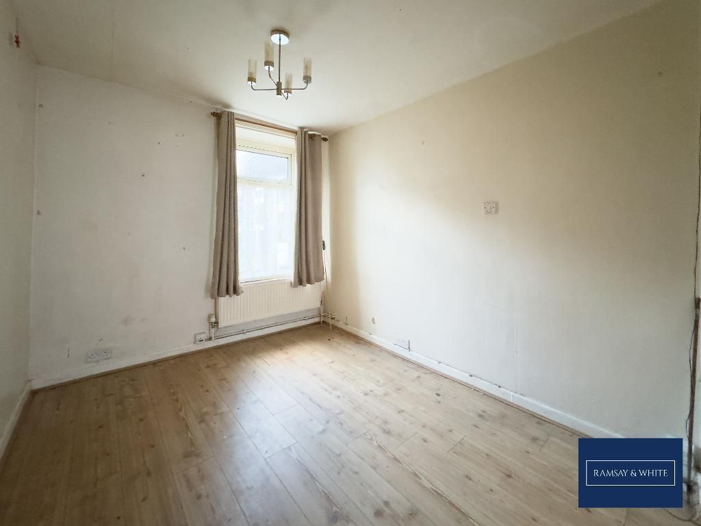 Property photo 2 of 10 Photo 2