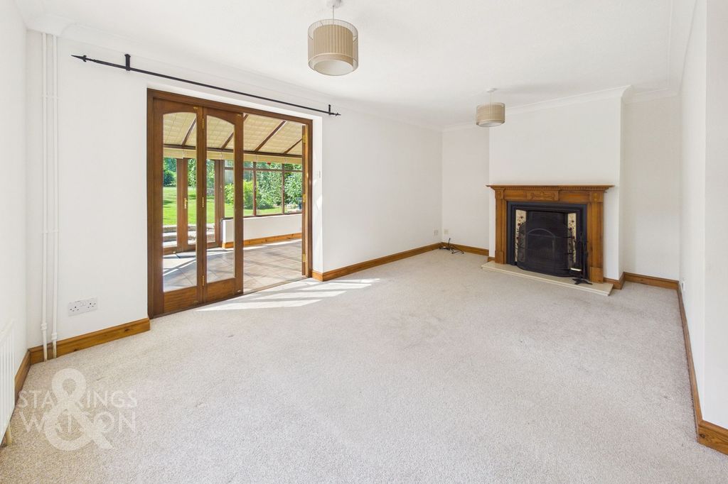 Property photo 3 of 29
