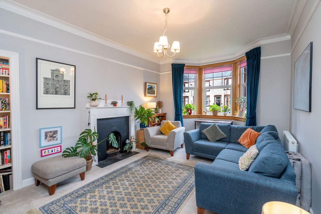 Property photo 2 of 25 Property Image 2