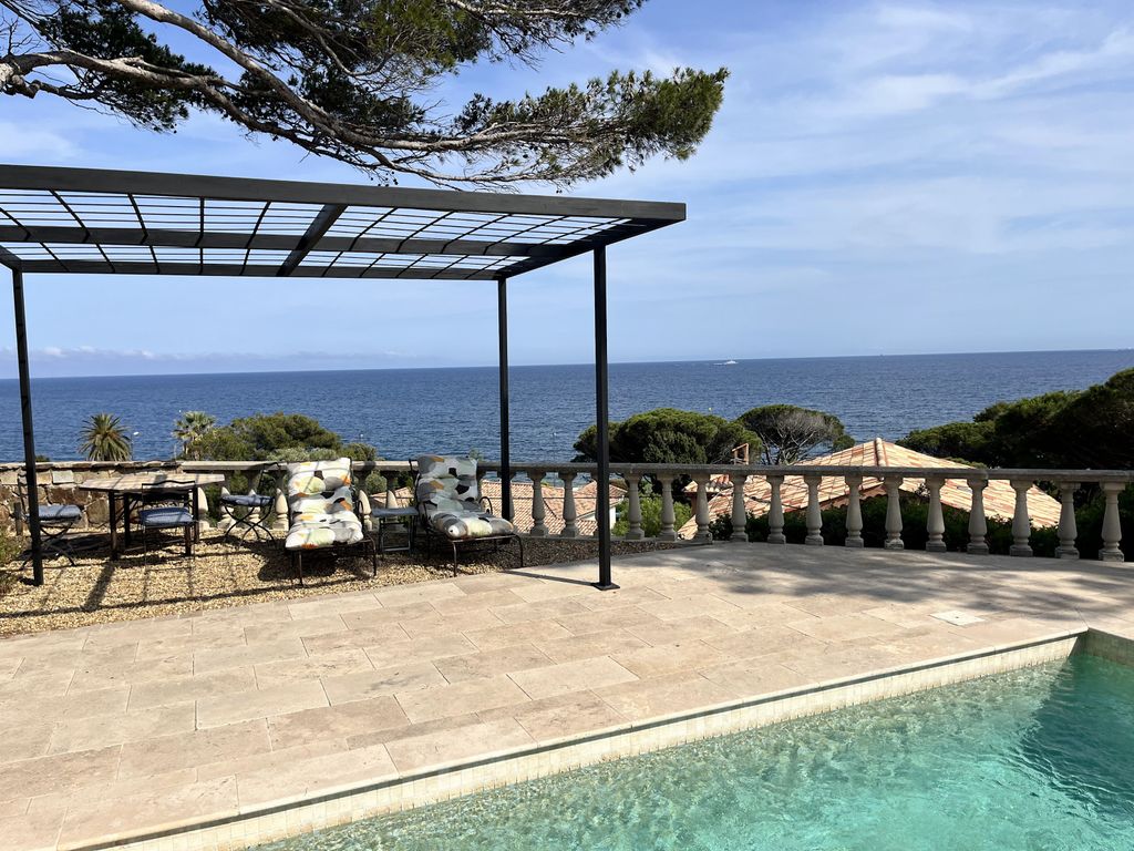 Property photo 1 of 22