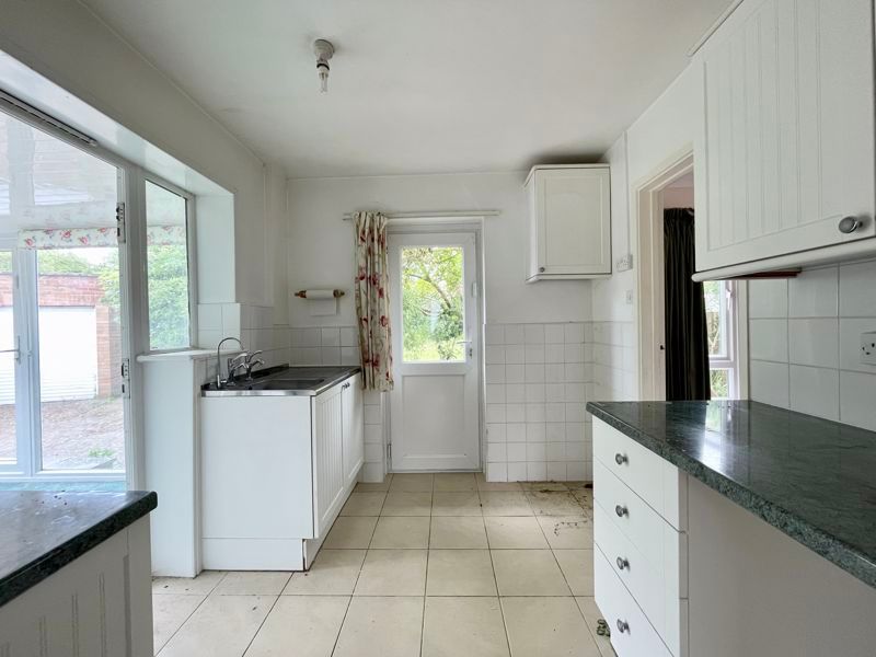 Property photo 3 of 19 Photo 12