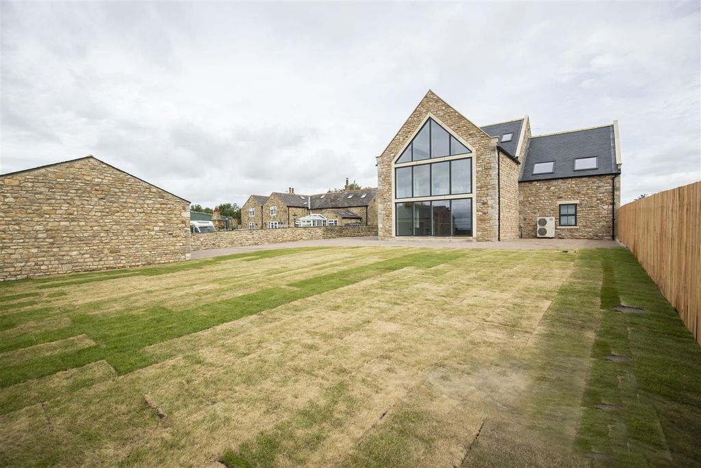 Property photo 1 of 35 035Pw.Jpg