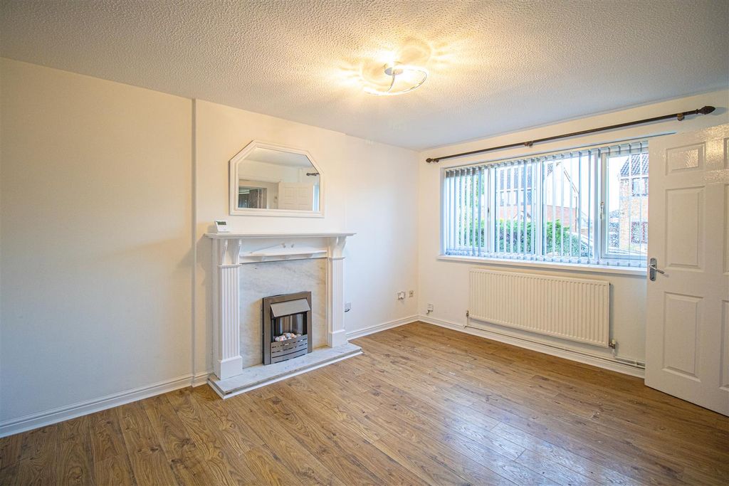 Property photo 2 of 10 Reception 1