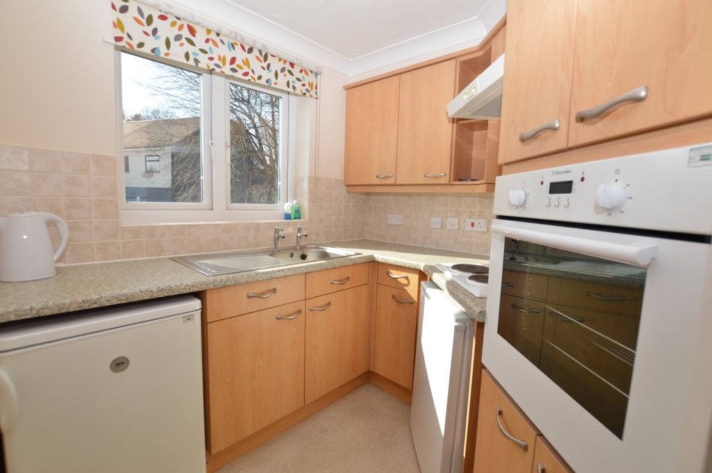 Property photo 2 of 12