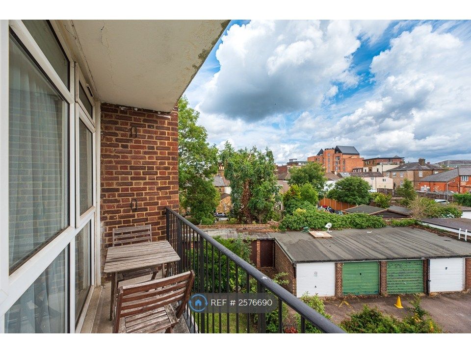 Property photo 3 of 12