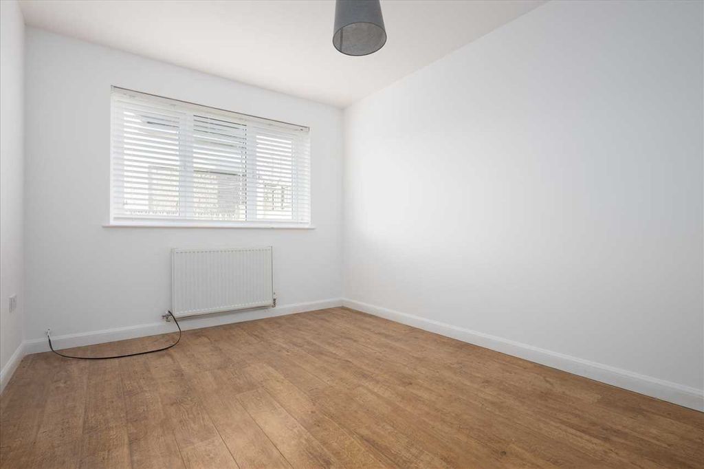 Property photo 3 of 22 Dining Room