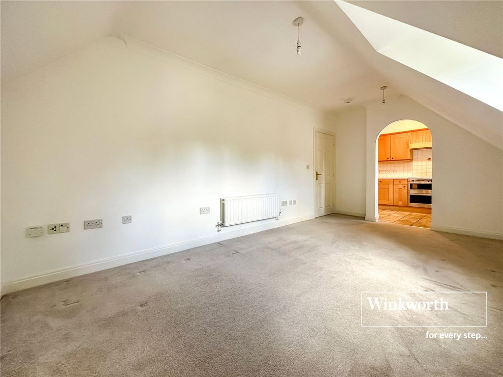 Property photo 3 of 17 Picture No. 10