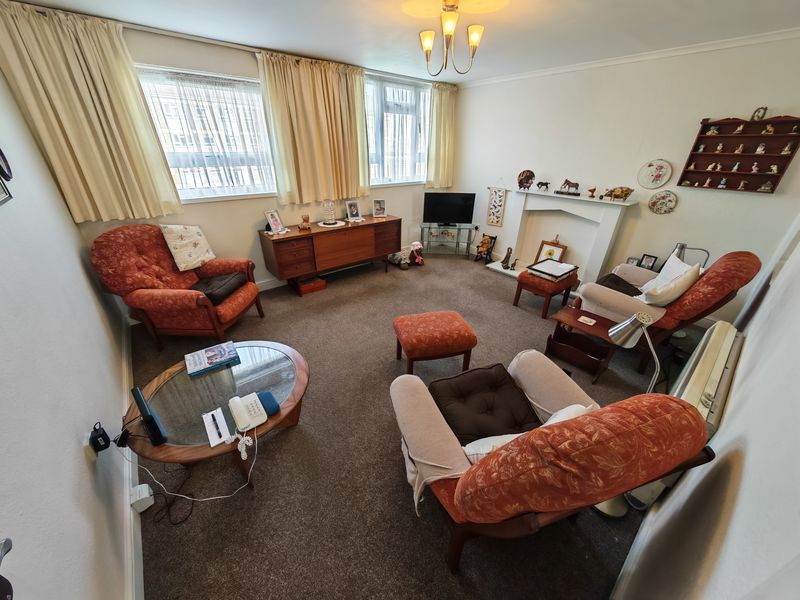 Property photo 3 of 11 Photo 10