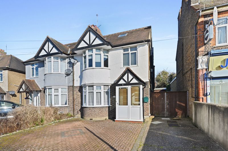 Property photo 1 of 9 Photo 8