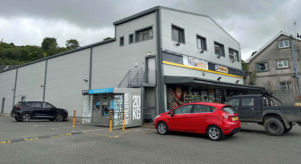 Property photo 1 of 3