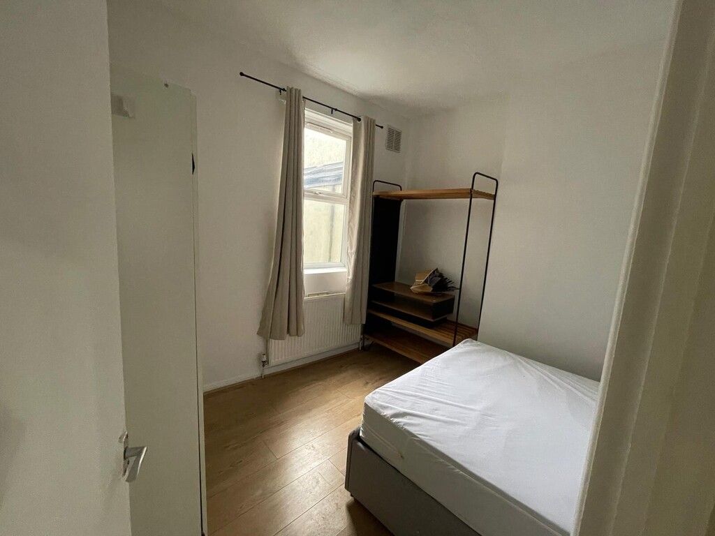 Property photo 3 of 8 Whatsapp Image 2026-