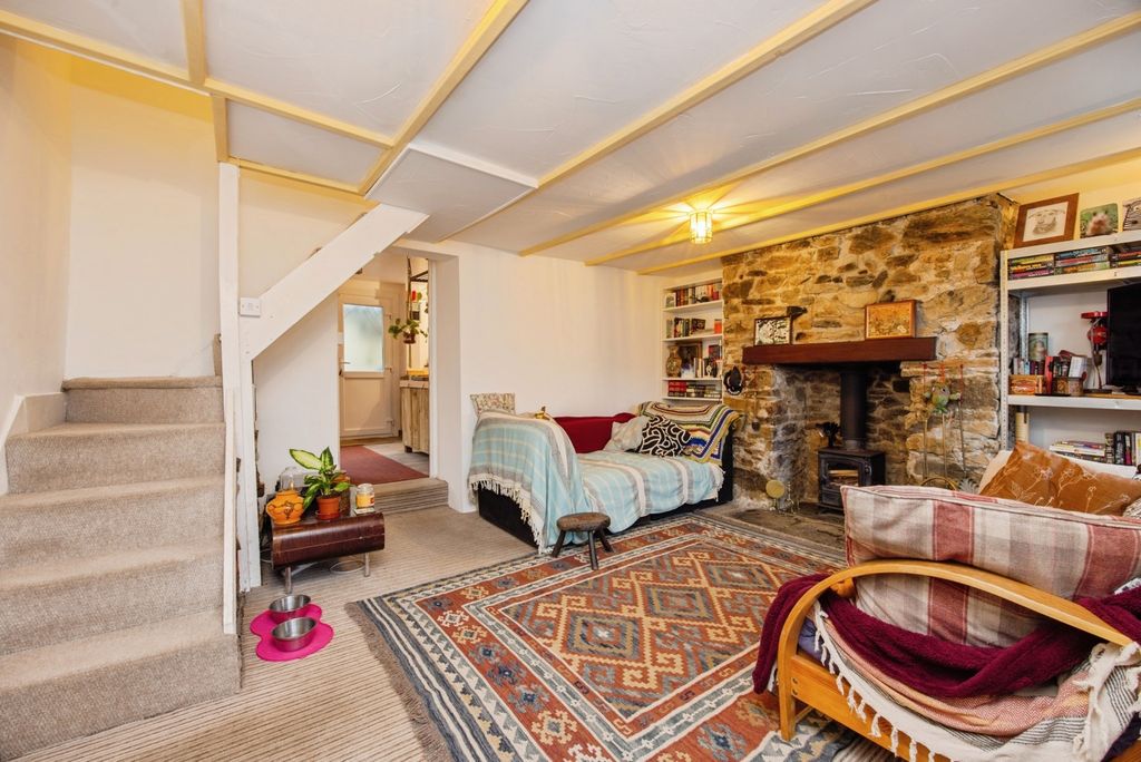 Property photo 2 of 20 Pbox-Img.Jpg