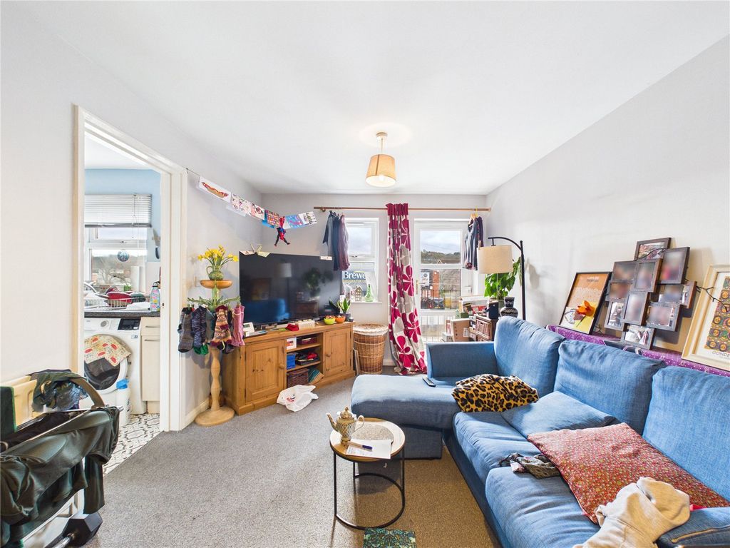 Property photo 1 of 14 Picture No. 04