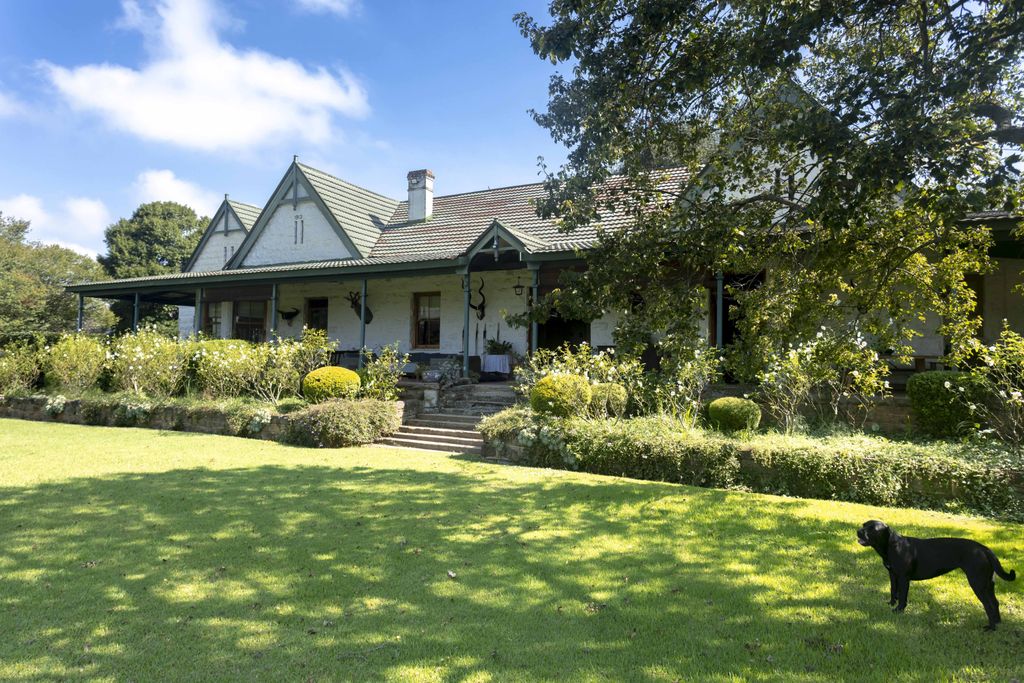 Property photo 2 of 50