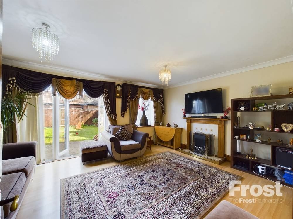 Property photo 2 of 11 Picture No. 03