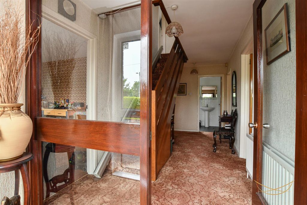 Property photo 3 of 39 Dhp-15.Jpg