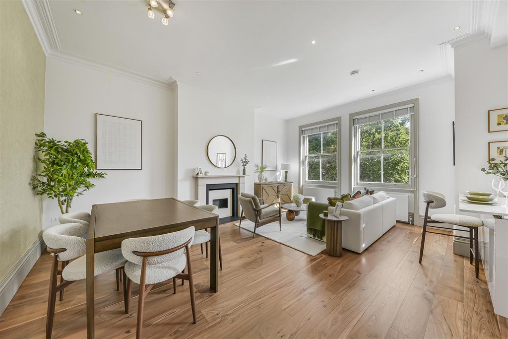 Property photo 1 of 32