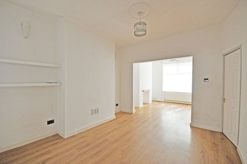 Property photo 3 of 13 Photo 3