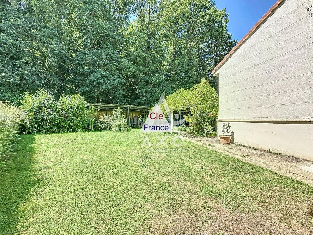 Property photo 3 of 11