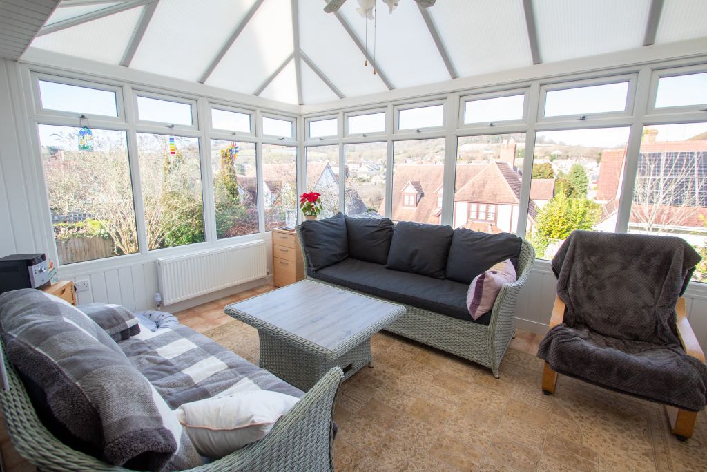 Property photo 2 of 20 Conservatory