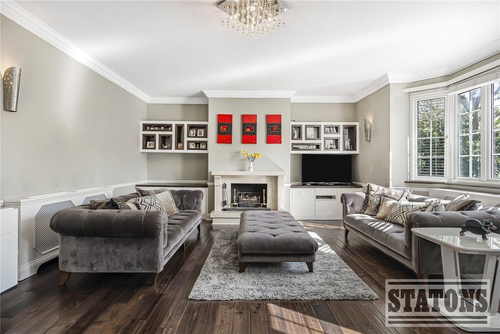 Property photo 3 of 30 Picture No. 20