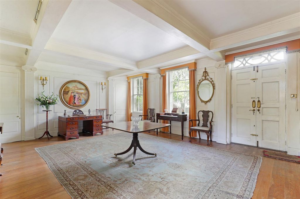 Property photo 2 of 29 Ph62_6195776.Jpg