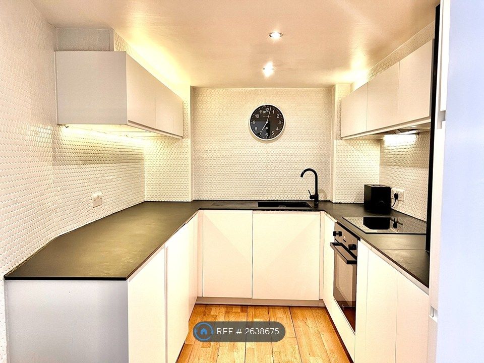 Property photo 3 of 23