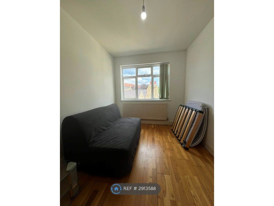 Property photo 3 of 8
