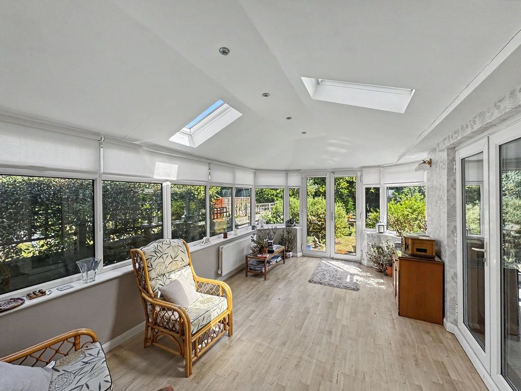 Property photo 3 of 24