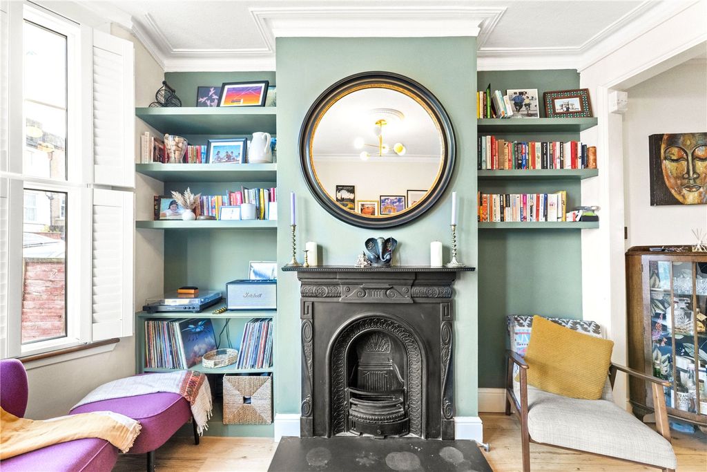 Property photo 2 of 19 Picture No. 06