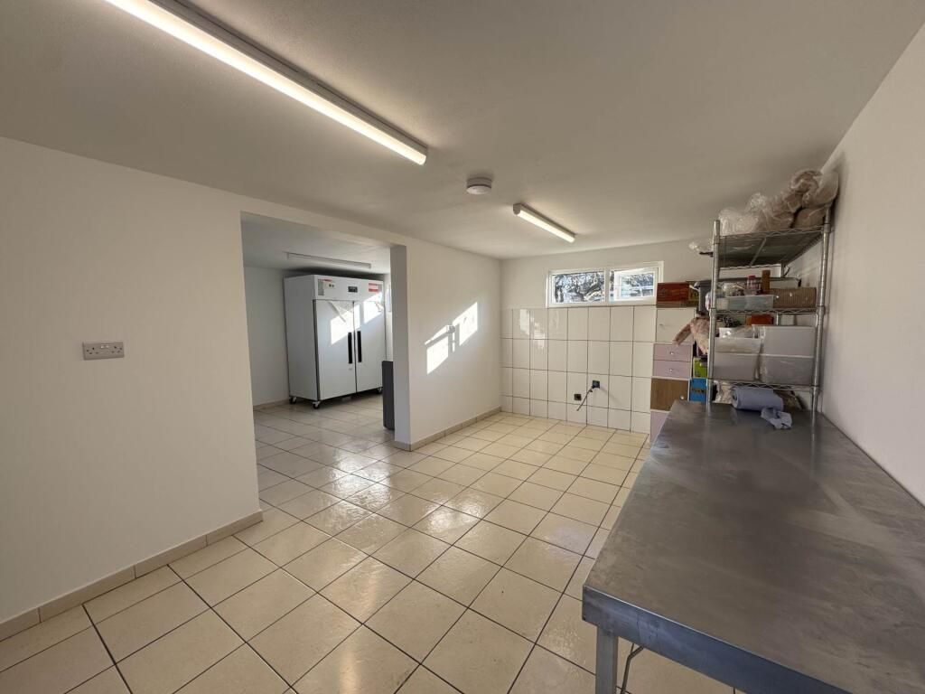 Additional image 9 of 2 bed detached bungalow for saleKinson Road, Bournemouth BH10