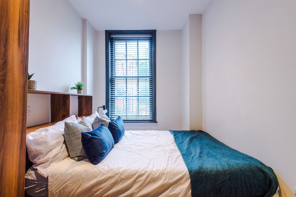 Property photo 2 of 10 Photo 1