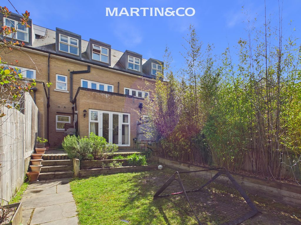 Property photo 1 of 27