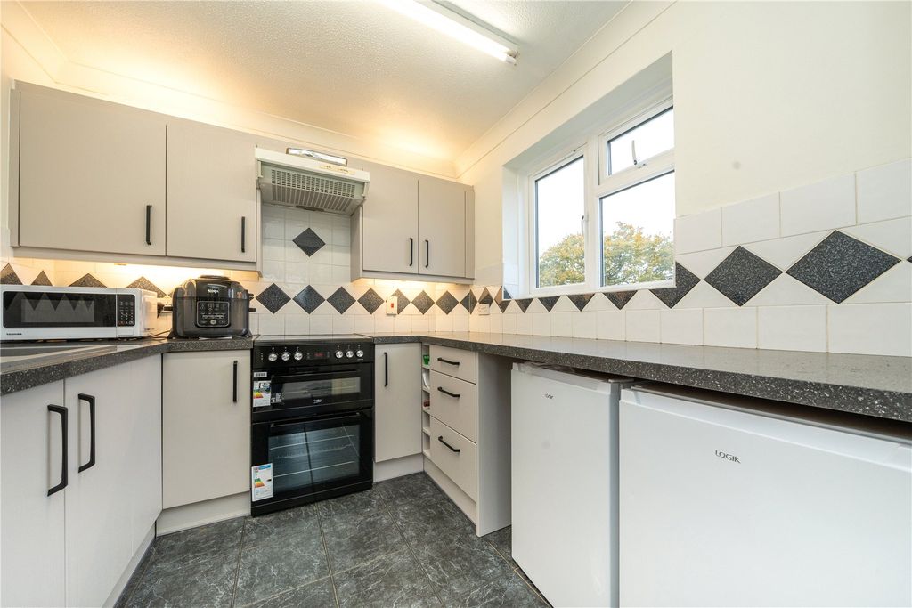 Property photo 3 of 8 Picture No. 07