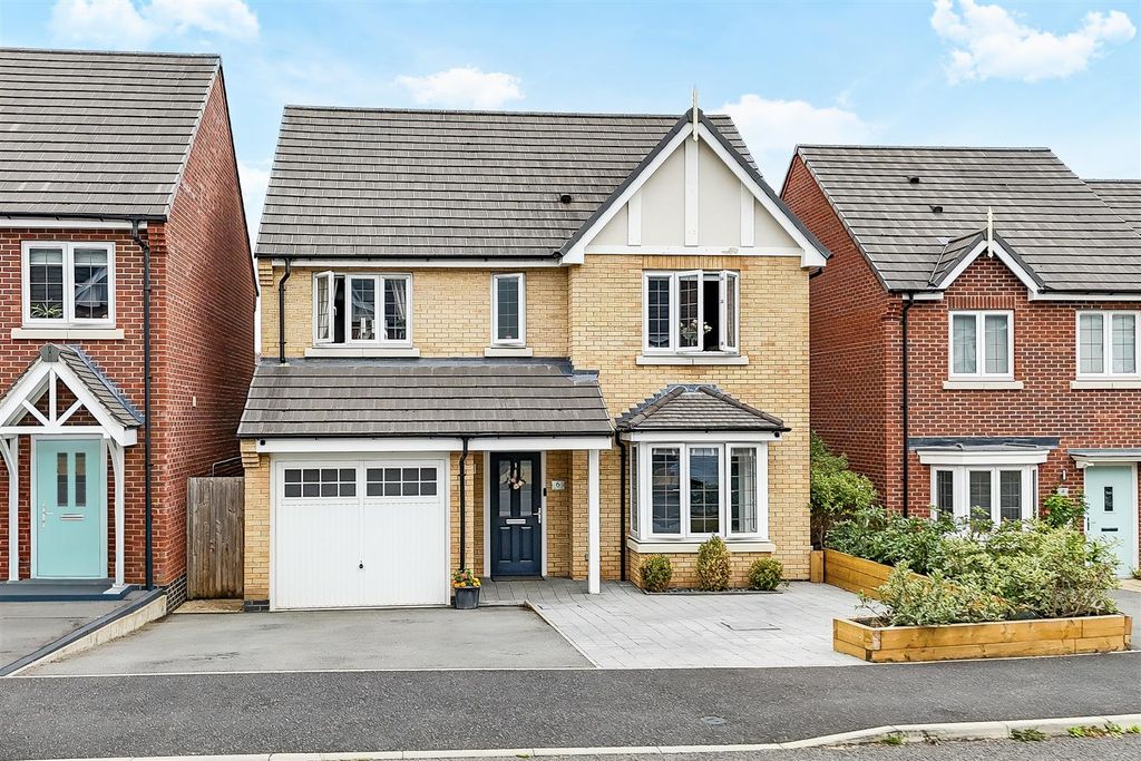 Property photo 1 of 21 Dji_20250816134553_0240_d-Dji_20250816134553_0244_