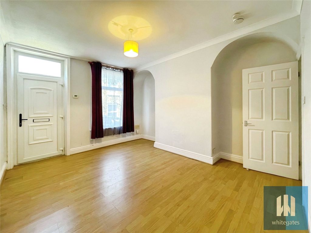 Property photo 2 of 7 Picture No. 30