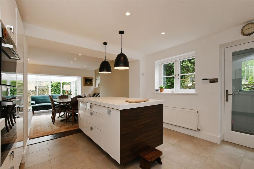 Property photo 1 of 45 Dsc_9057.Jpg