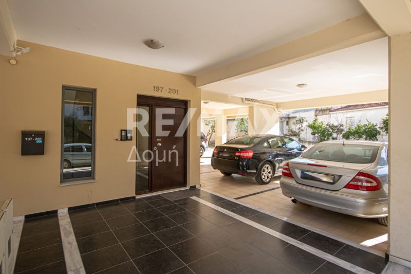 Property photo 2 of 29