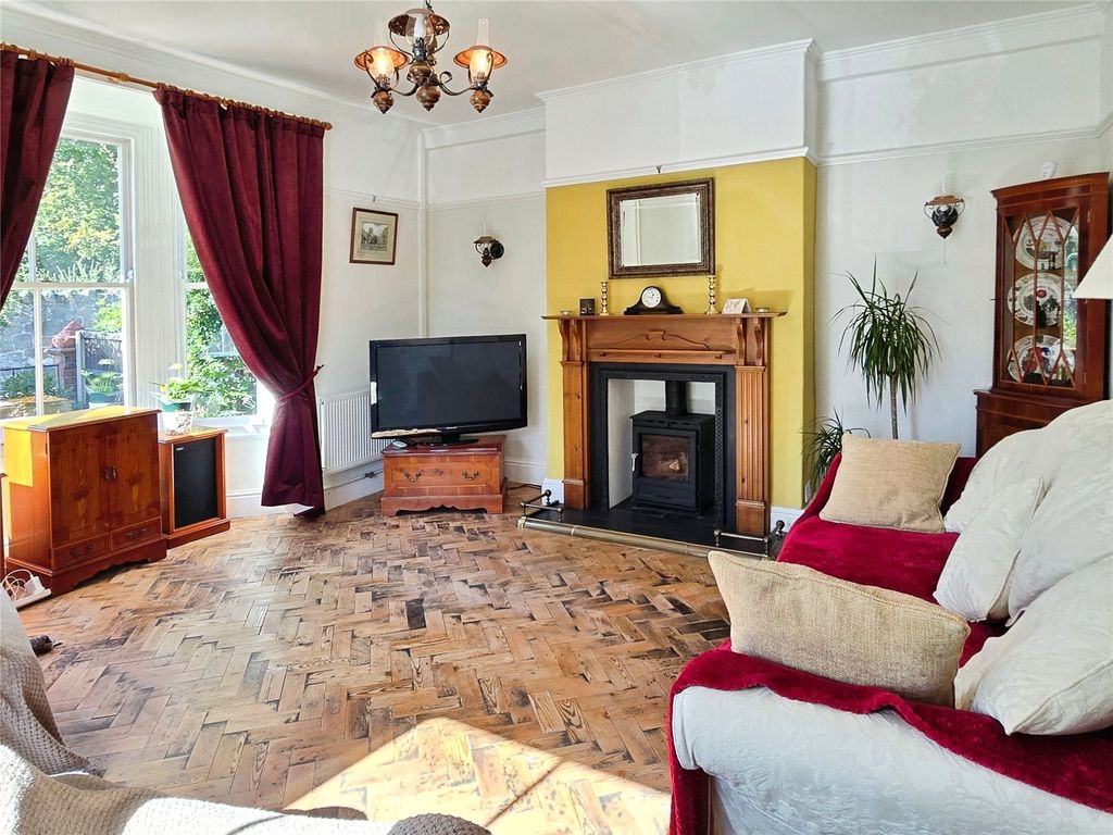 Property photo 2 of 16 Living Room