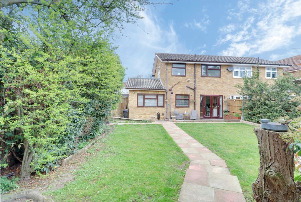 Additional image 18 of 3 bed semi-detached house for salePalmerston Road, Rainham RM13