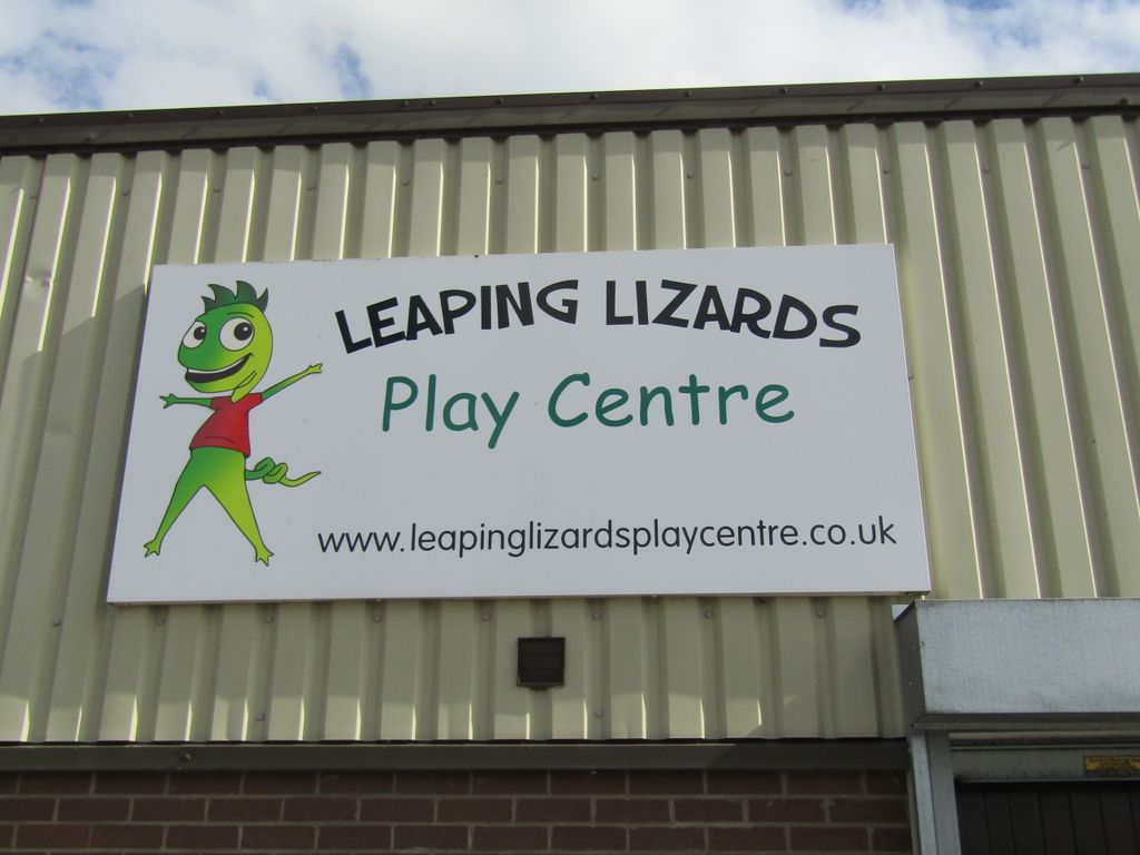 Property photo 2 of 10 External