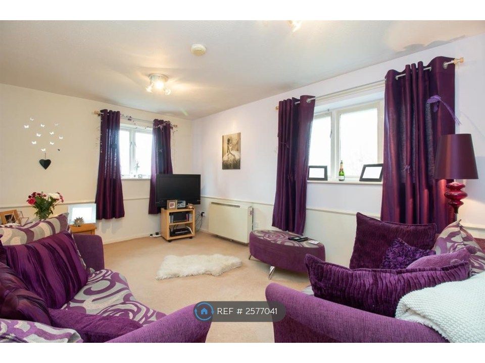 Property photo 2 of 10