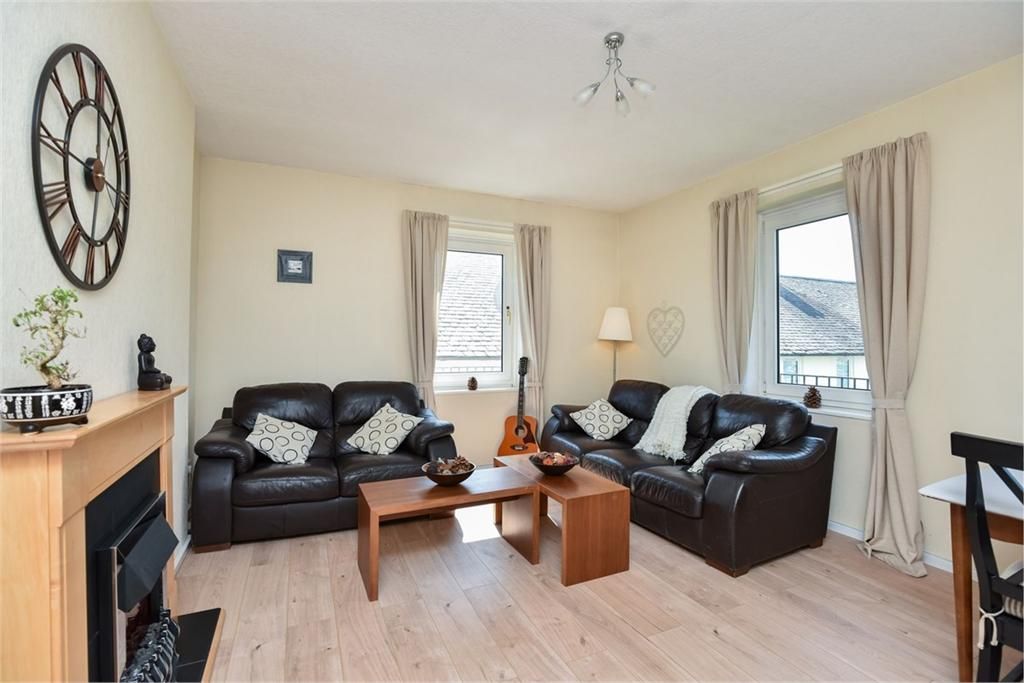 Property photo 2 of 12 Photo 1